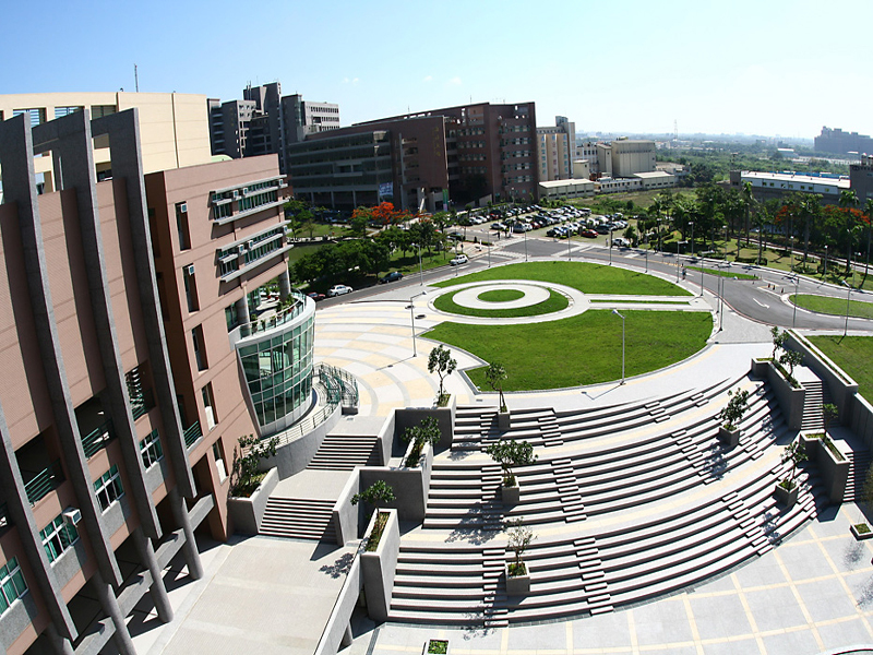 ĐẠI HỌC KHOA HỌC KỸ THUẬT THỤ ĐỨC (SHU TE UNIVERSITY – 樹德科技大學) 1 2012112215055